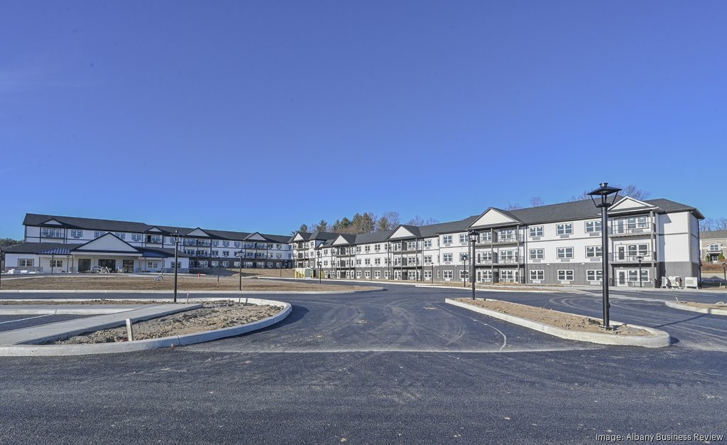 Luxury senior apartments in Guilderland near completion of first phase